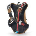 Mochila de hidratación USWE Moto Hydro 8L bronce para enduro — vista 2